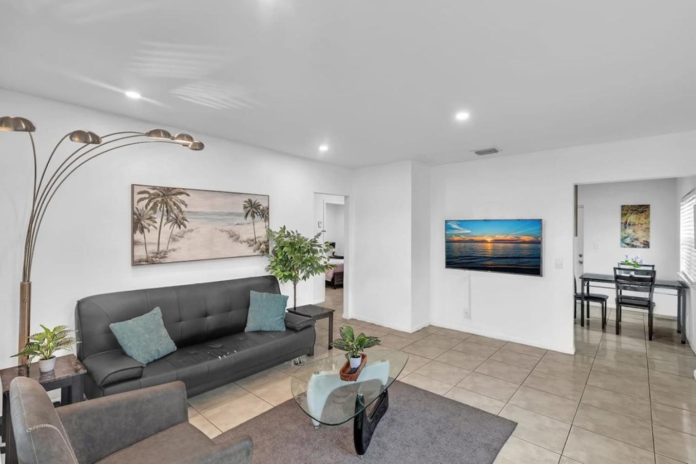 2 Bedroom House Minutes From Beach And Casino Db1 Dania Beach Exterior foto